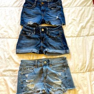 3 pair of JEAN shorts size 2 American Eagle. Very good condition